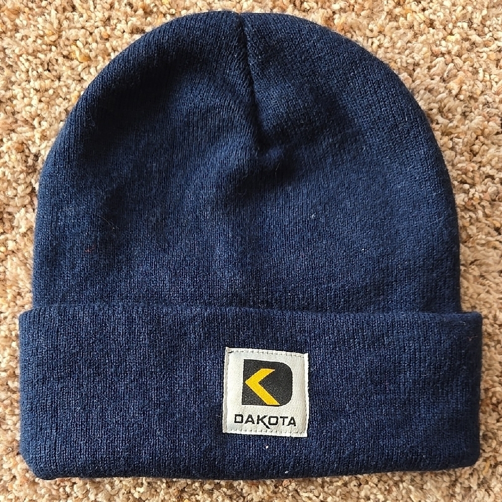Dakota Navy Toque